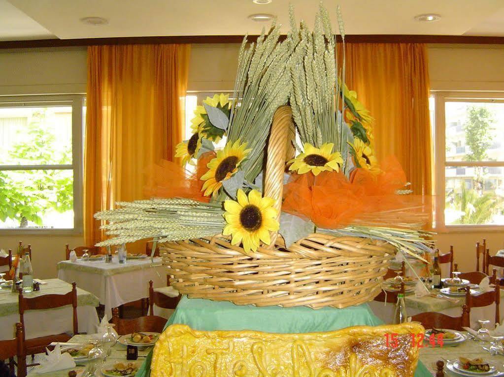 Hotel Devon Rooms & Breakfast Cesenatico Eksteriør bilde